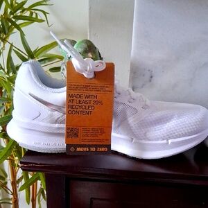 Nike Women's White Athletic Shoes